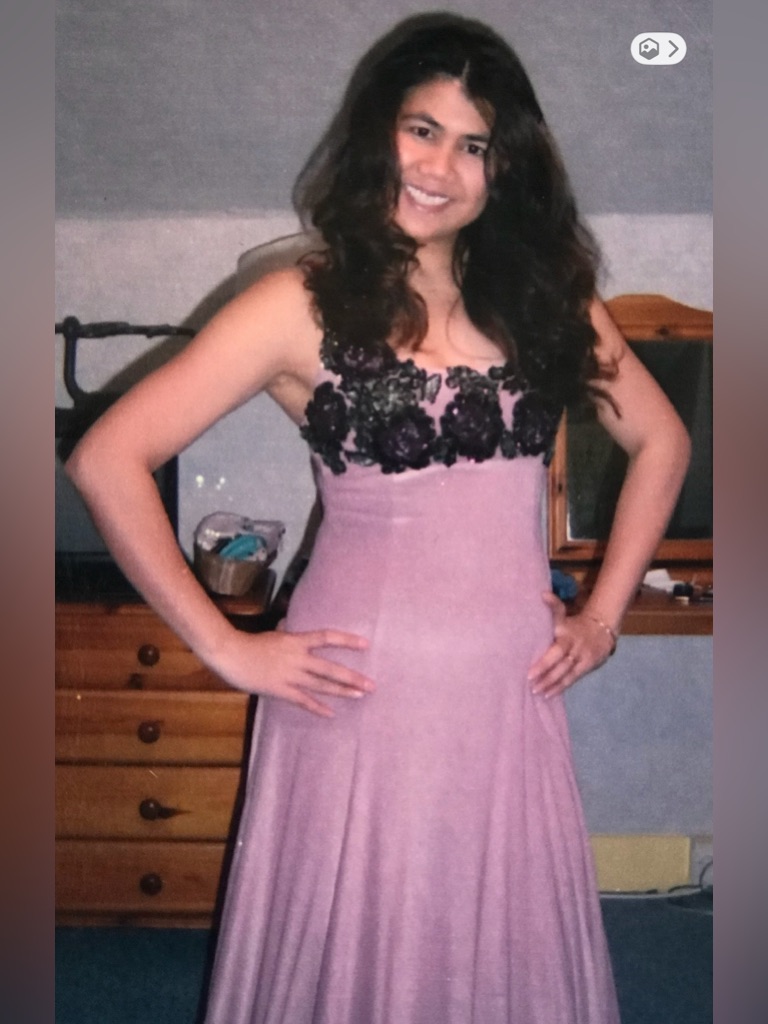 Elegant Mauve Evening Dress With Black Lace Appliqu. Size S/M/32